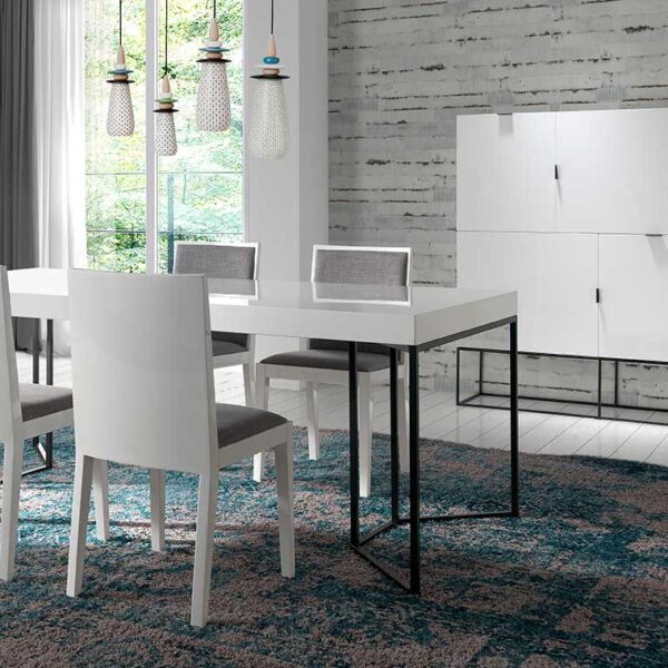 Ambiente-aparador-de-diseño-en-color-blanco-brillo