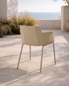 silla-exterior-ligera-beige-risan
